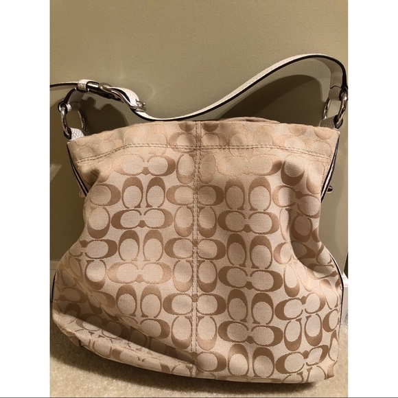 💎Coach Shoulder bag in Signature Canvas - Picture 1 of 6
